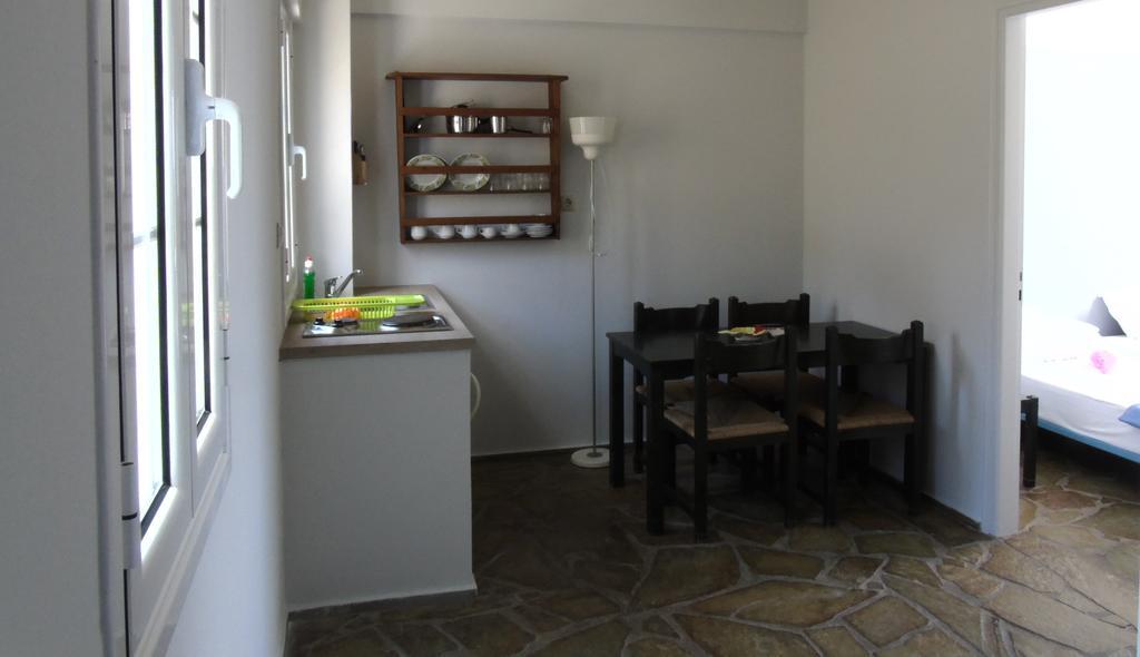 Mely Hotel Kapsálion 外观 照片